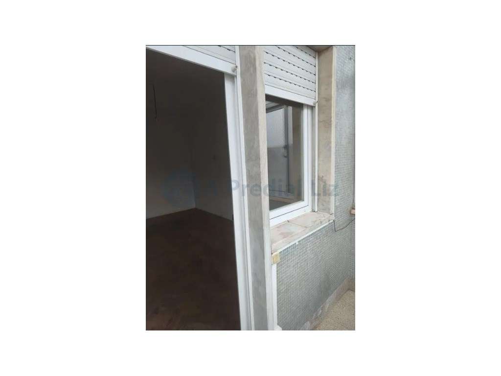 Venteira | T3 Remodelado com 80 m² - Grande imagem: 4/11