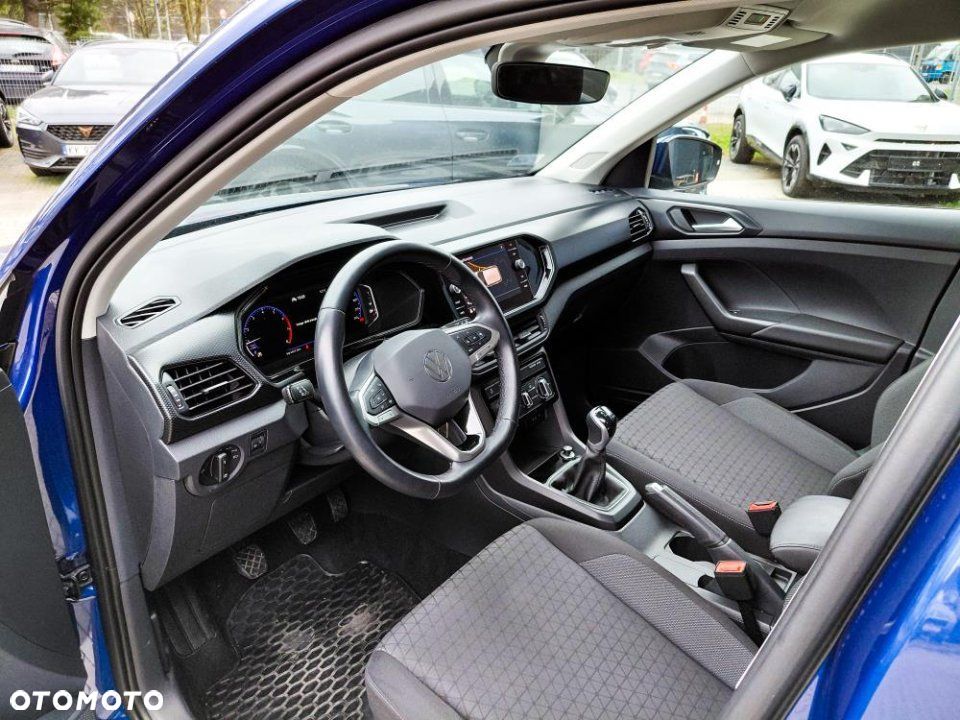 Volkswagen T-Cross - 14
