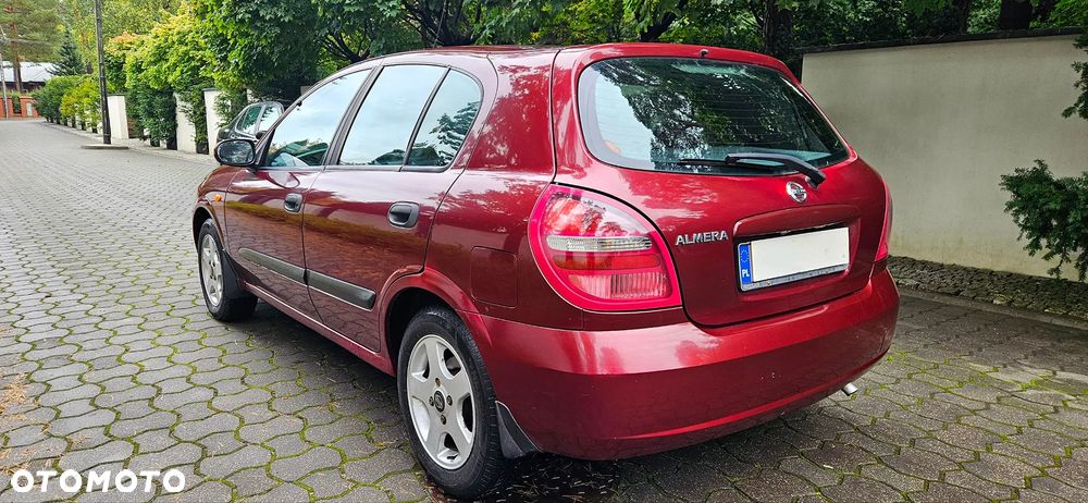 Nissan Almera - 3
