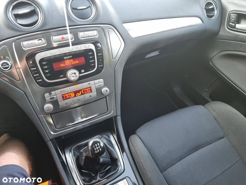 Ford Mondeo 2.0 Titanium X - 22