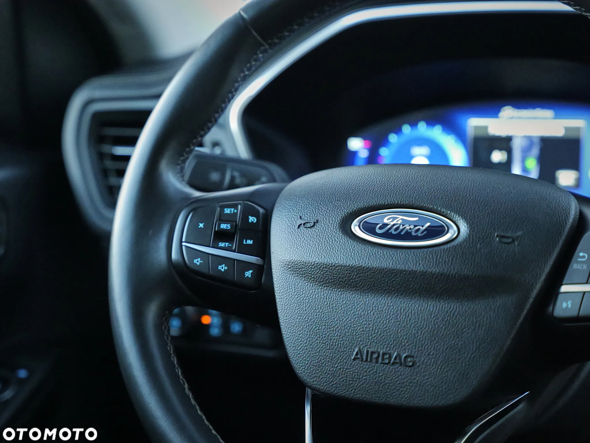 Ford Kuga 2.5 FHEV FWD Vignale - 33