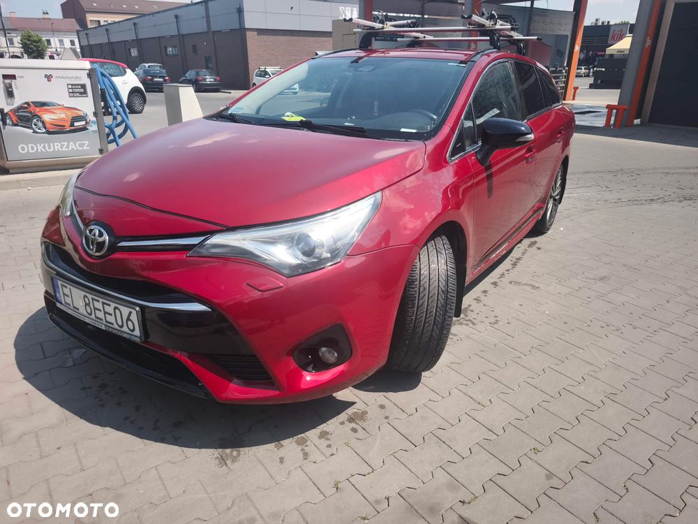 Toyota Avensis 2.0 D-4D Selection - 1