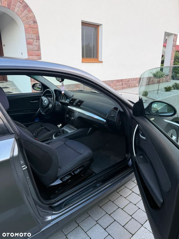 BMW Seria 1 - 17