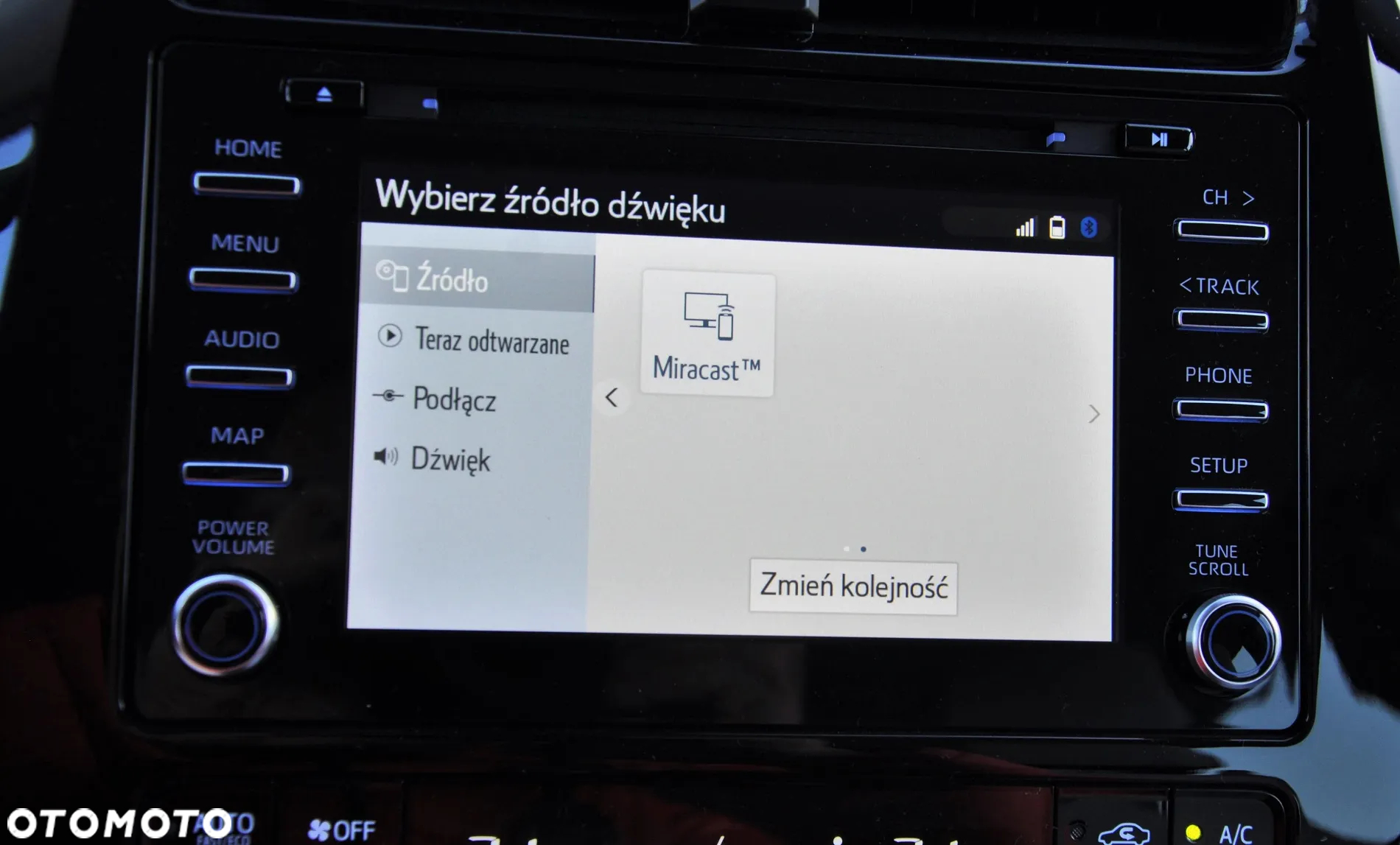 Toyota Prius 1.8 Hybrid Comfort - 26