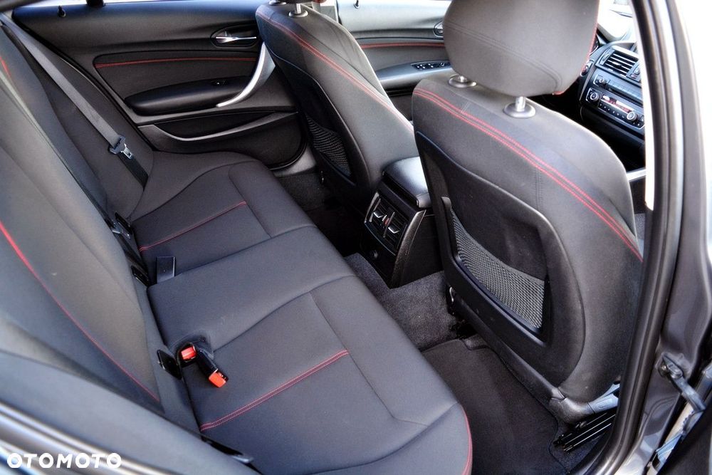 BMW Seria 1 118i Sport Line - 9