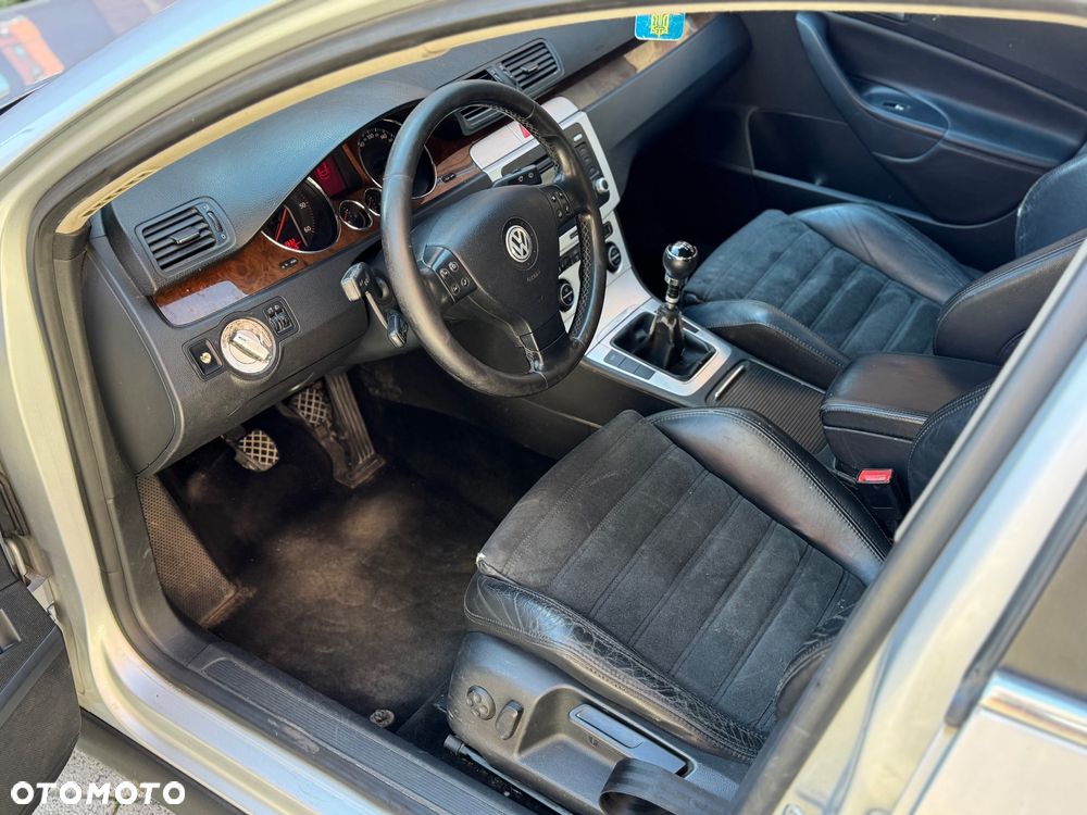 Volkswagen Passat - 9