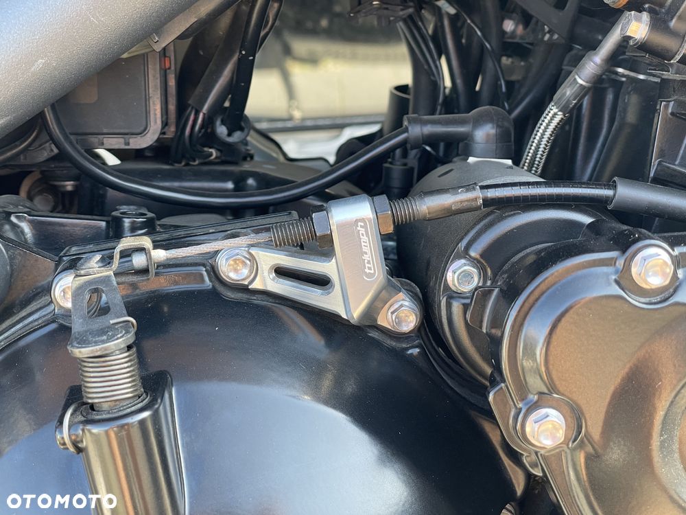 Triumph Speed Triple - 13