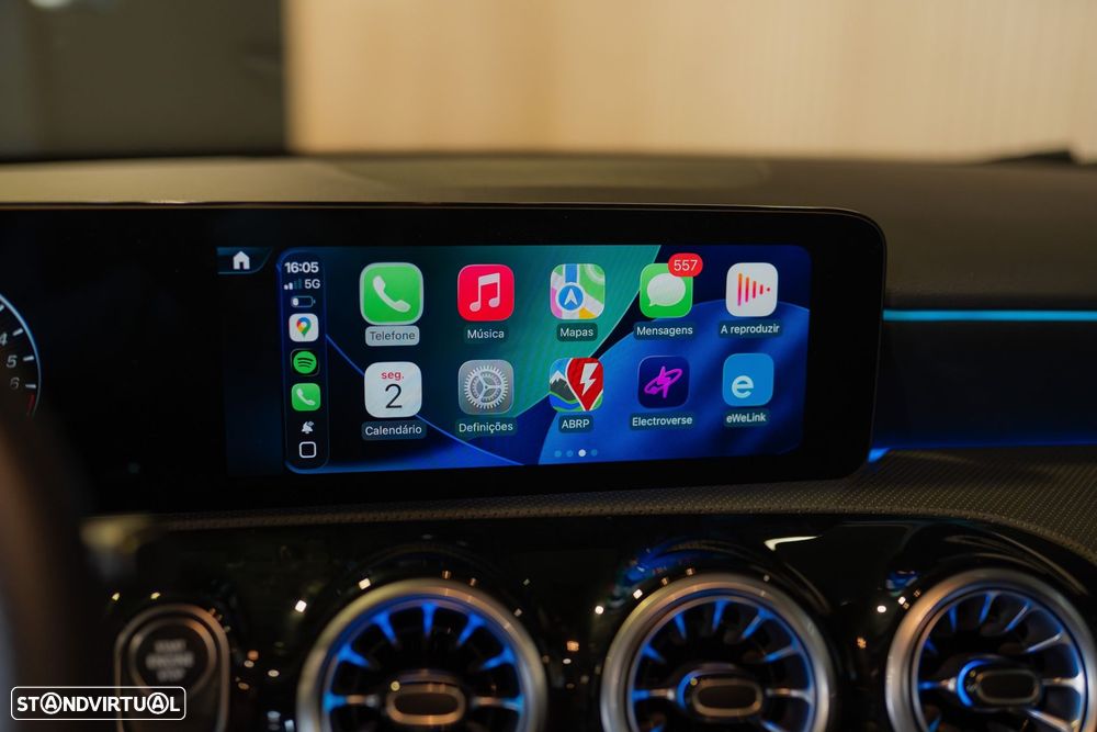 Mercedes-Benz A 250 e 8G-DCT AMG Line - 43