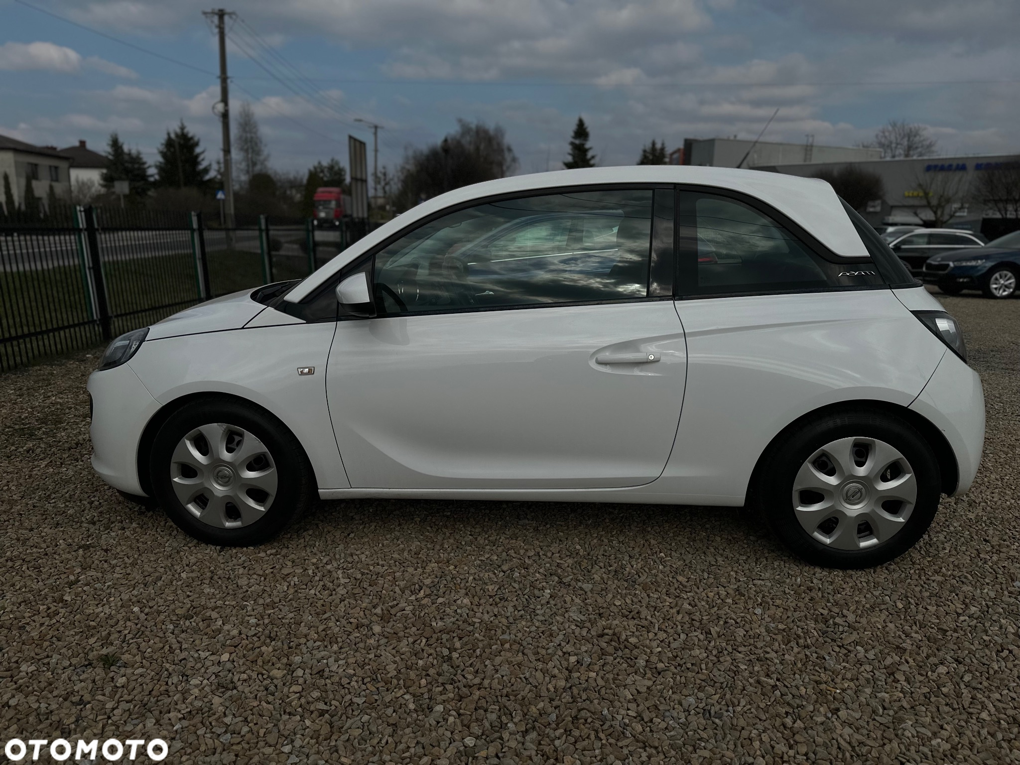 Opel Adam 1.2 - 12