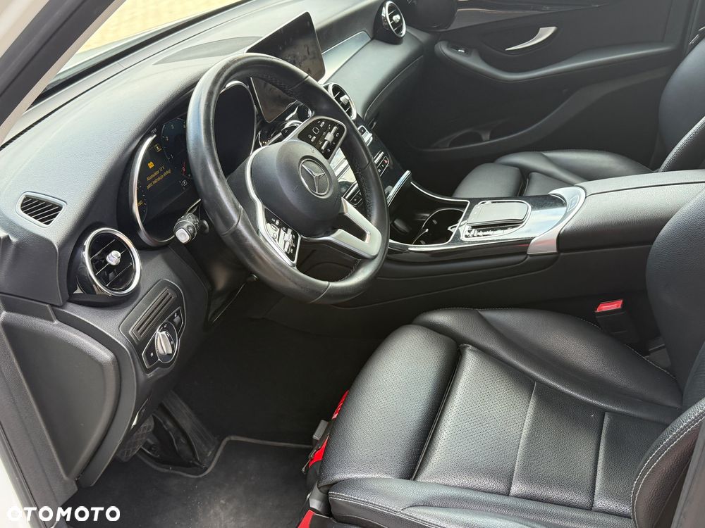 Mercedes-Benz GLC 200 d 4-Matic Business Edition - 22
