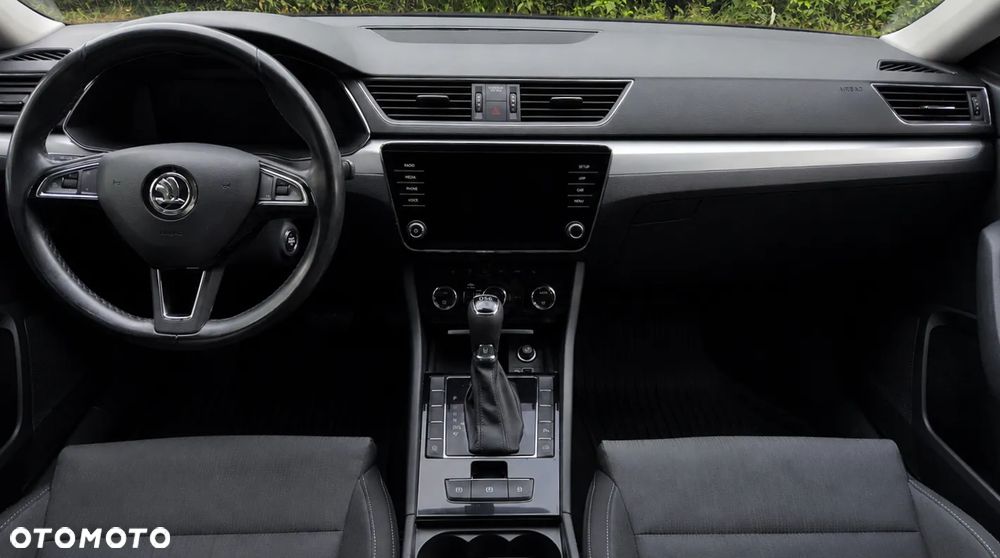 Skoda Superb 2.0 TDI Style DSG7 - 5