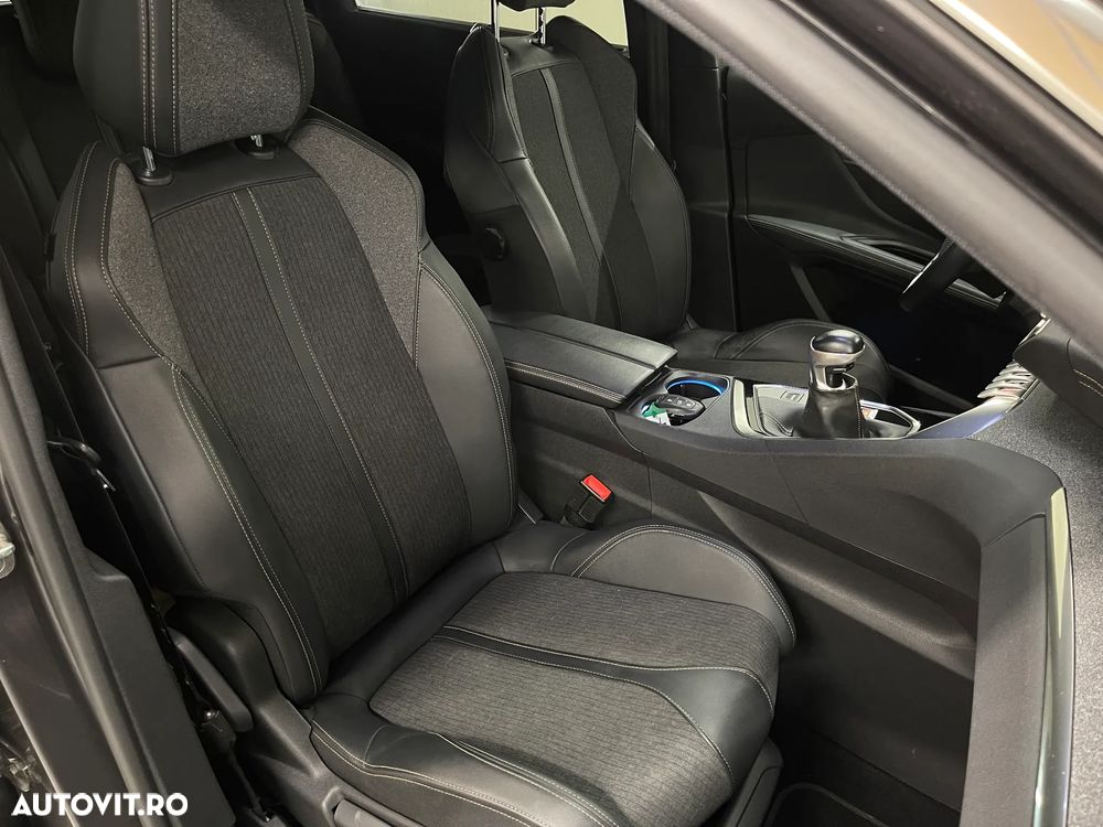 Peugeot 5008 1.2 Puretech Turbo s&s GT-Line - 10