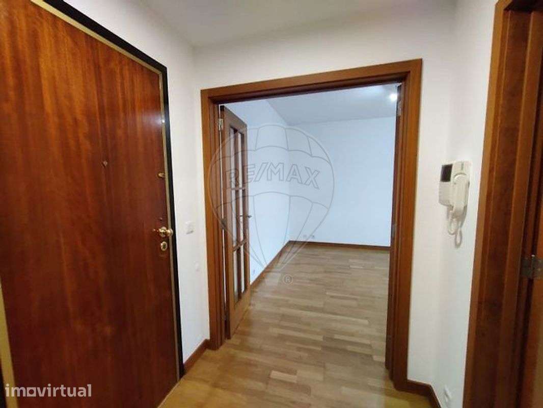 Apartamento T1 para arrendamento - Grande imagem: 5/13