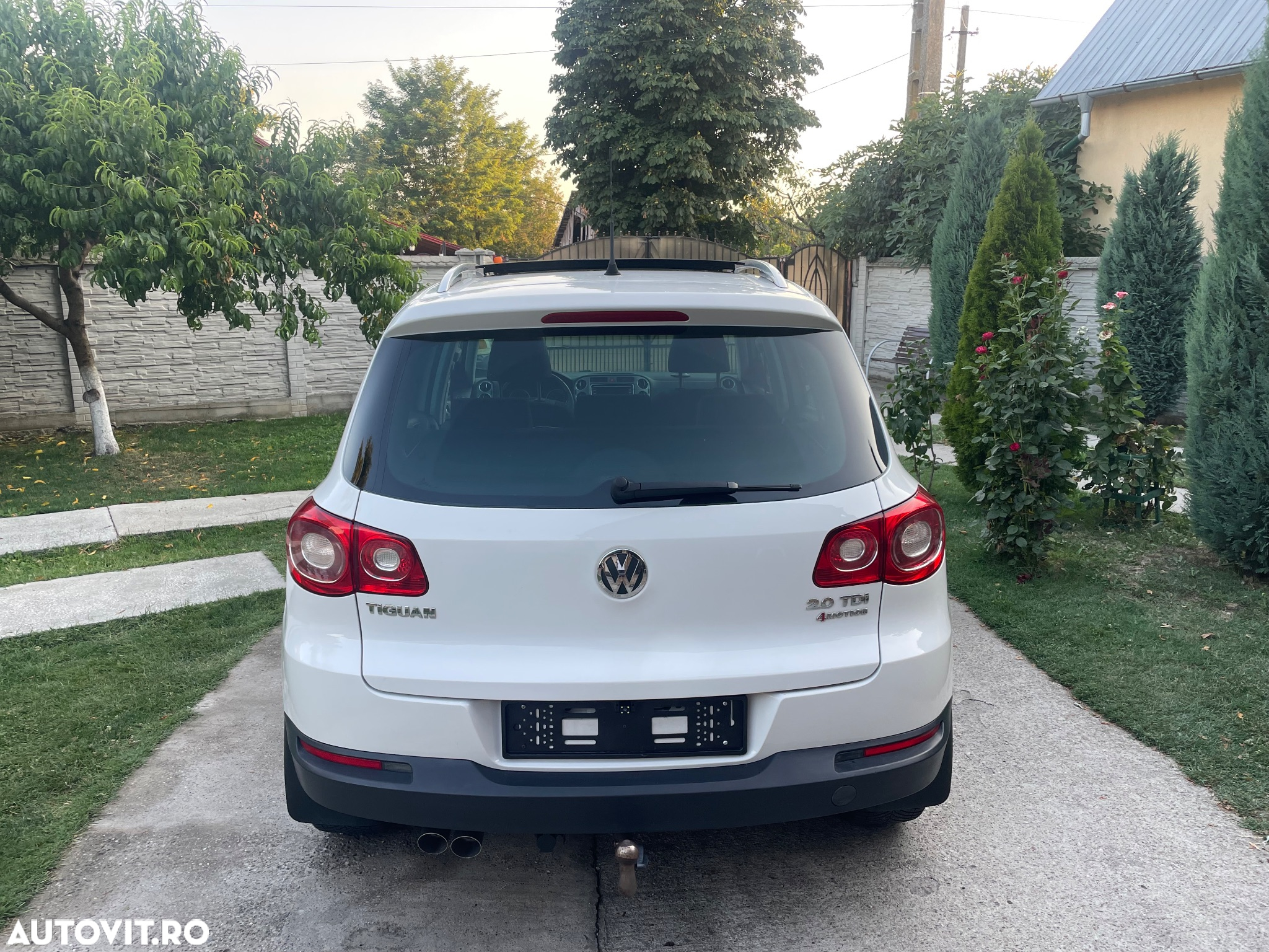 Volkswagen Tiguan - 11