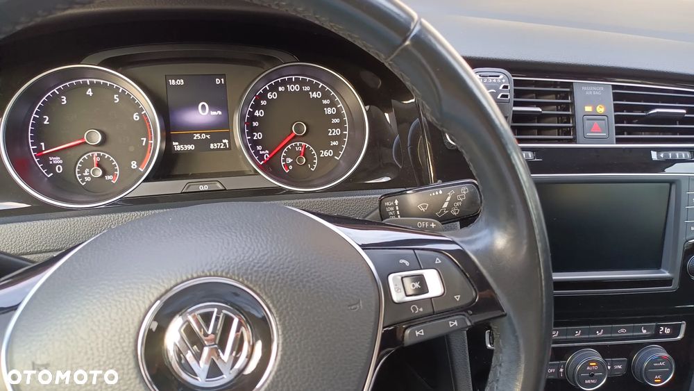 Volkswagen Golf VII 1.4 TSI BMT Highline DSG - 9