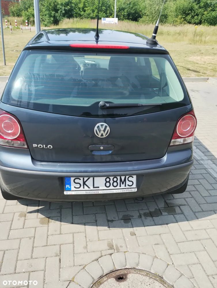 Volkswagen Polo - 2