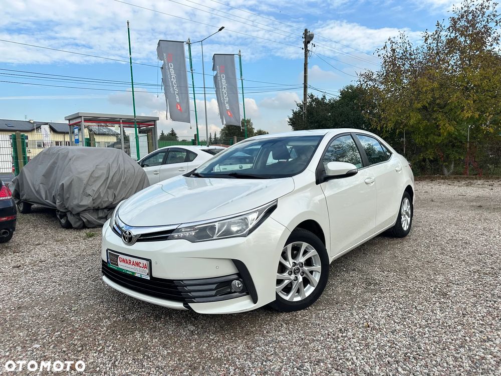 Toyota Corolla - 1