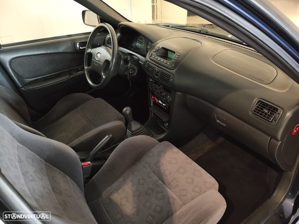 Toyota Corolla S/D 1.4 Sol TA - 25