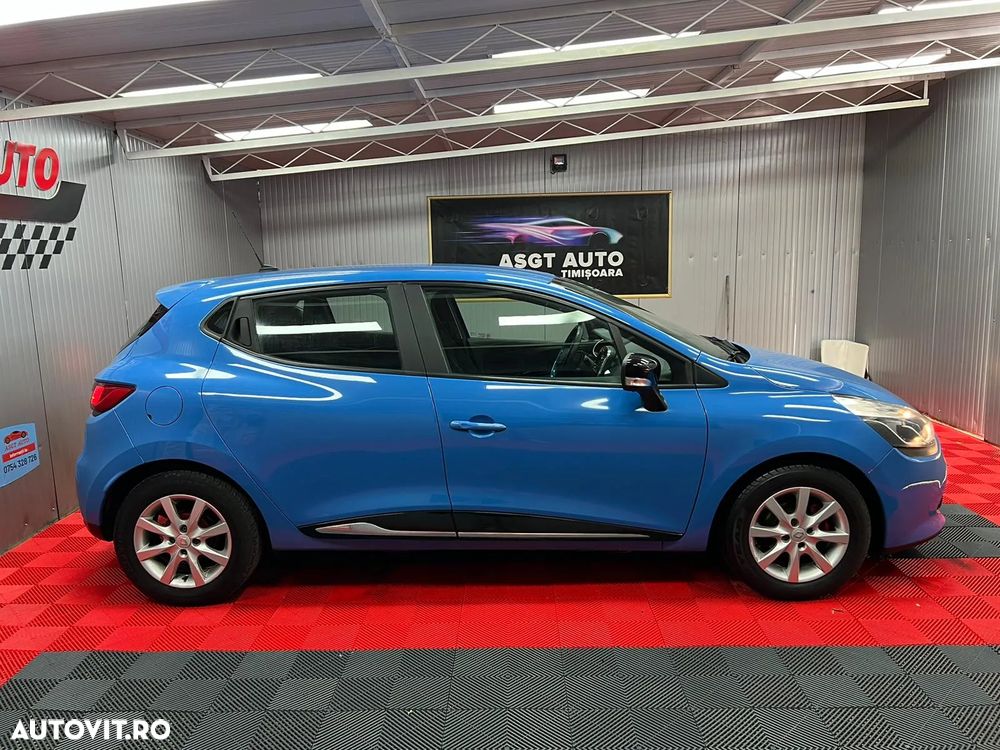 Renault Clio - 21