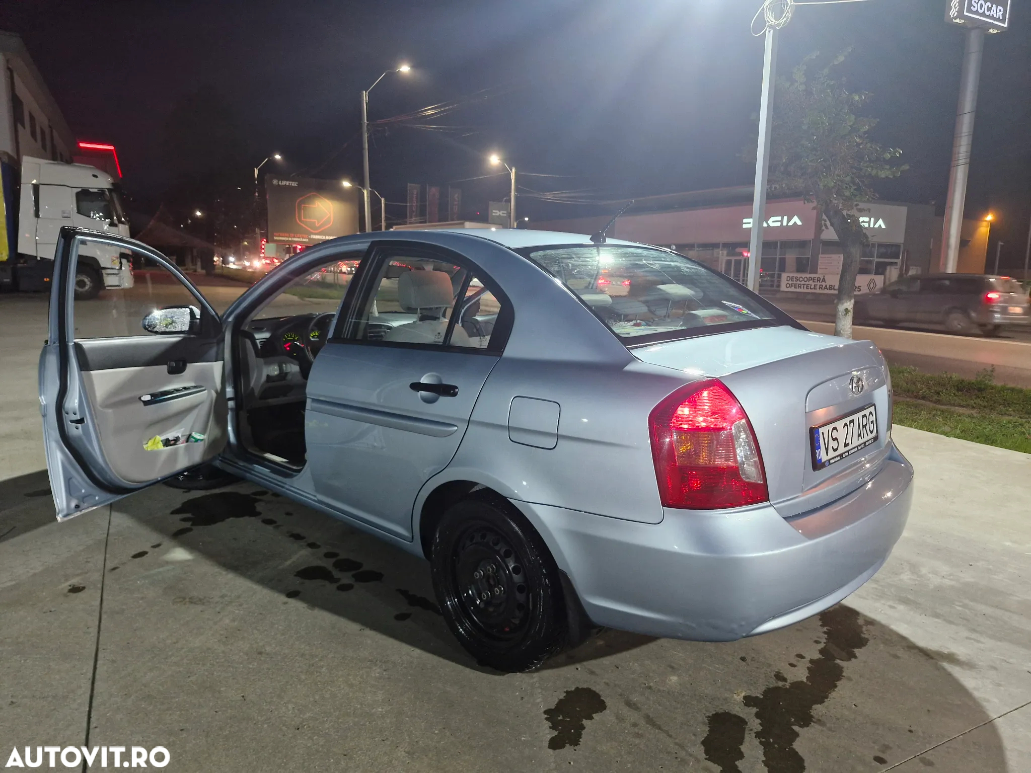 Hyundai Accent MC 1.4 DOHC 4DR GL PREMIUM - 14