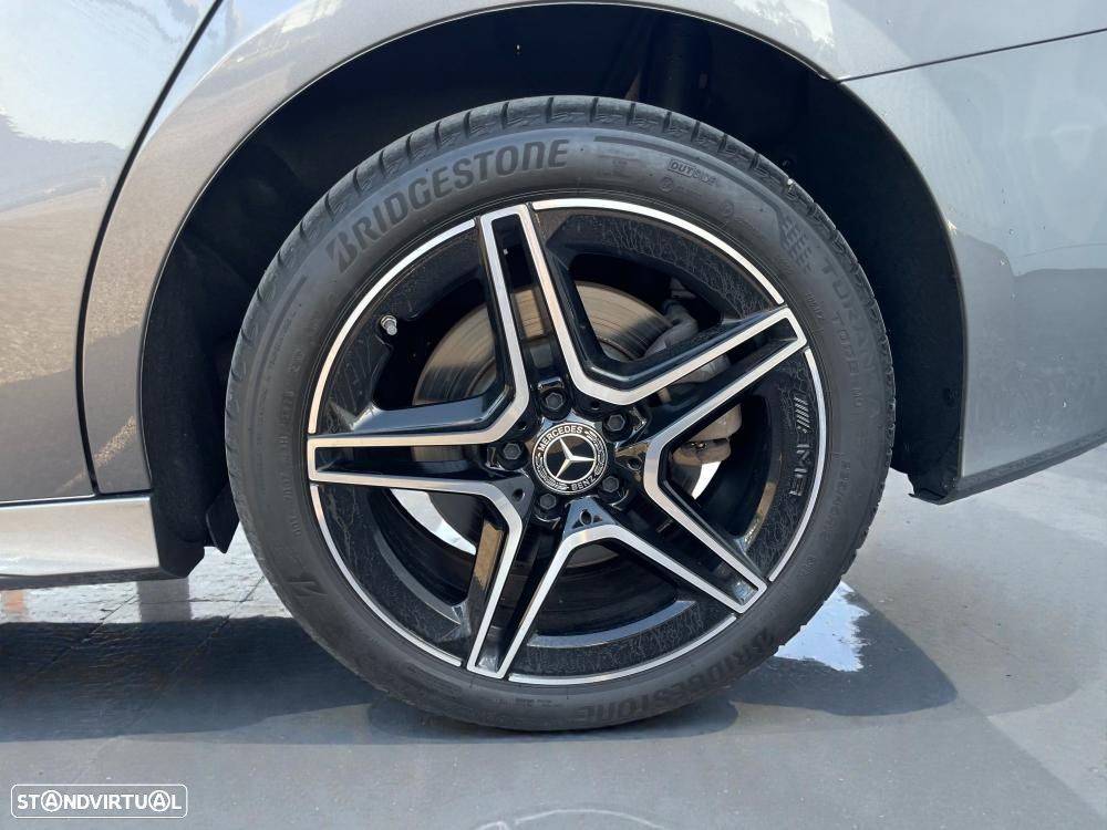Mercedes-Benz A 250 Limousine e 8G-DCT AMG Line Advanced Plus - 27