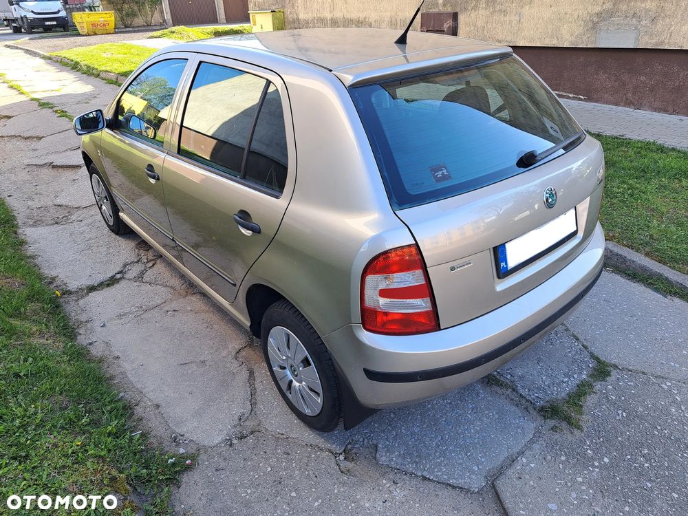 Skoda Fabia - 4
