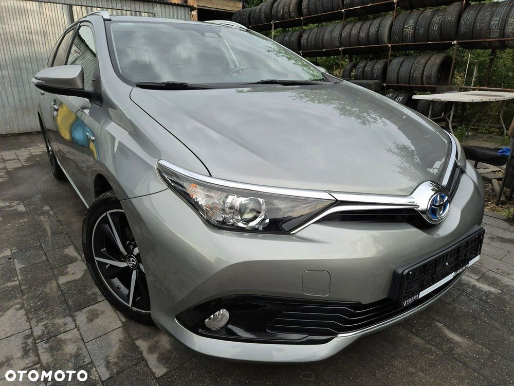 Toyota Auris - 2