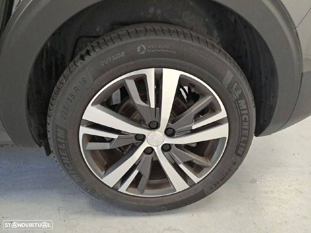 Peugeot 5008 1.5 BlueHDi Allure Pack EAT8 - 11