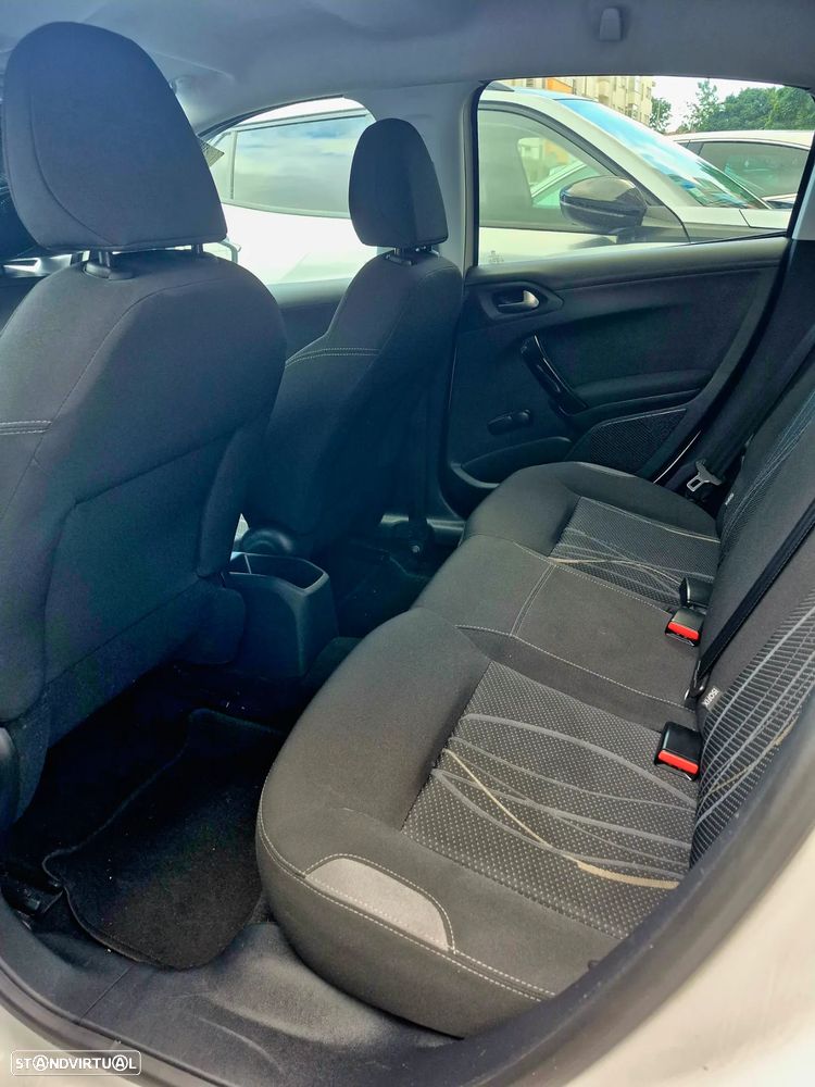 Peugeot 208 1.4 HDi Access - 7