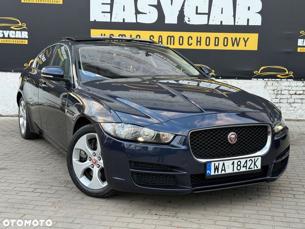 Jaguar XE 2.0 T R-Sport - 1