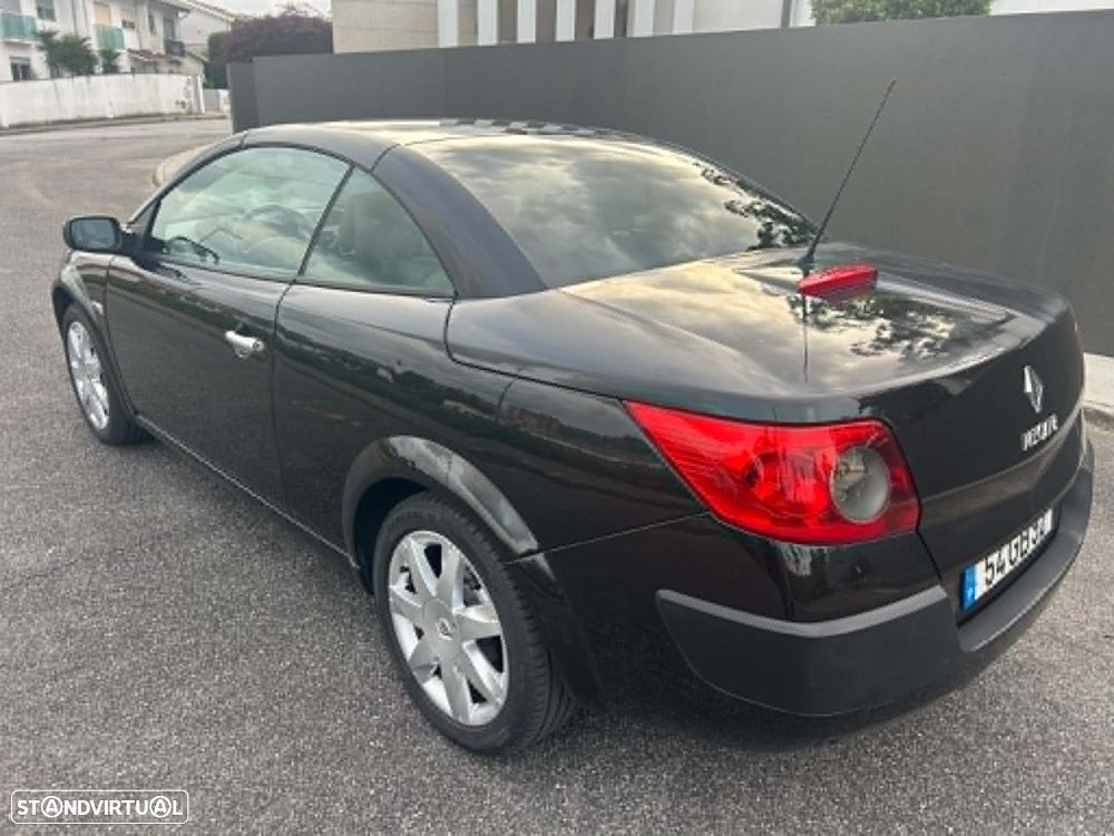 Renault Mégane CC 1.5 dCi Dynamique S - 8