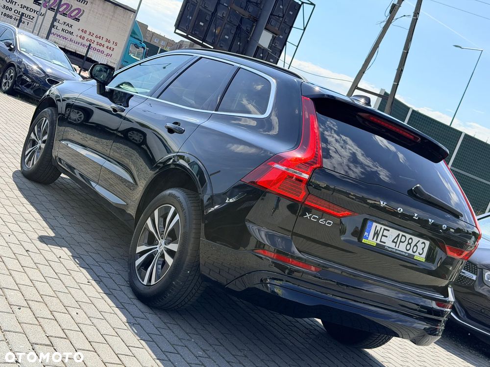 Volvo XC 60 B4 D AWD Momentum Pro - 12