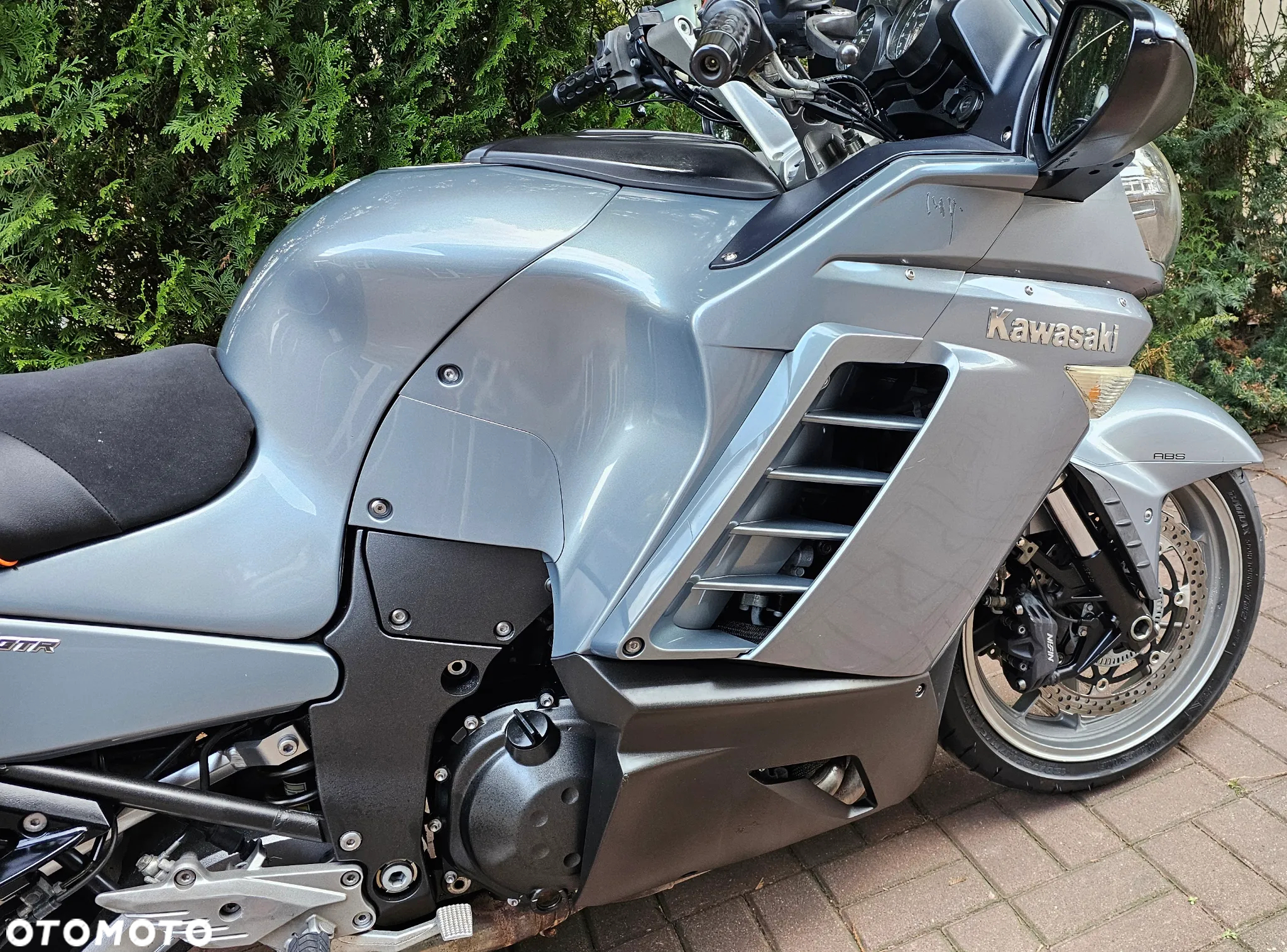 Kawasaki GTR - 5
