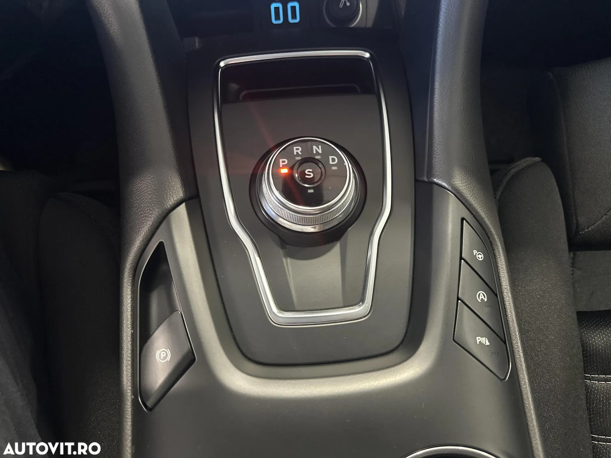 Ford Mondeo - 17