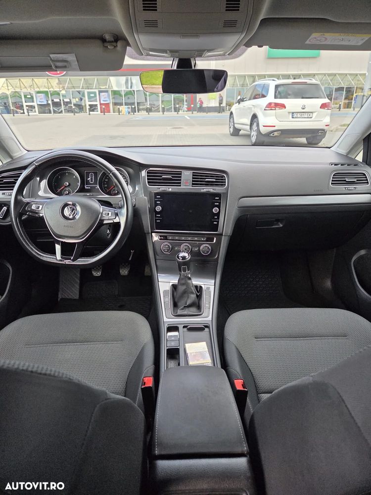 Volkswagen Golf 1.6 TDI Comfortline - 5