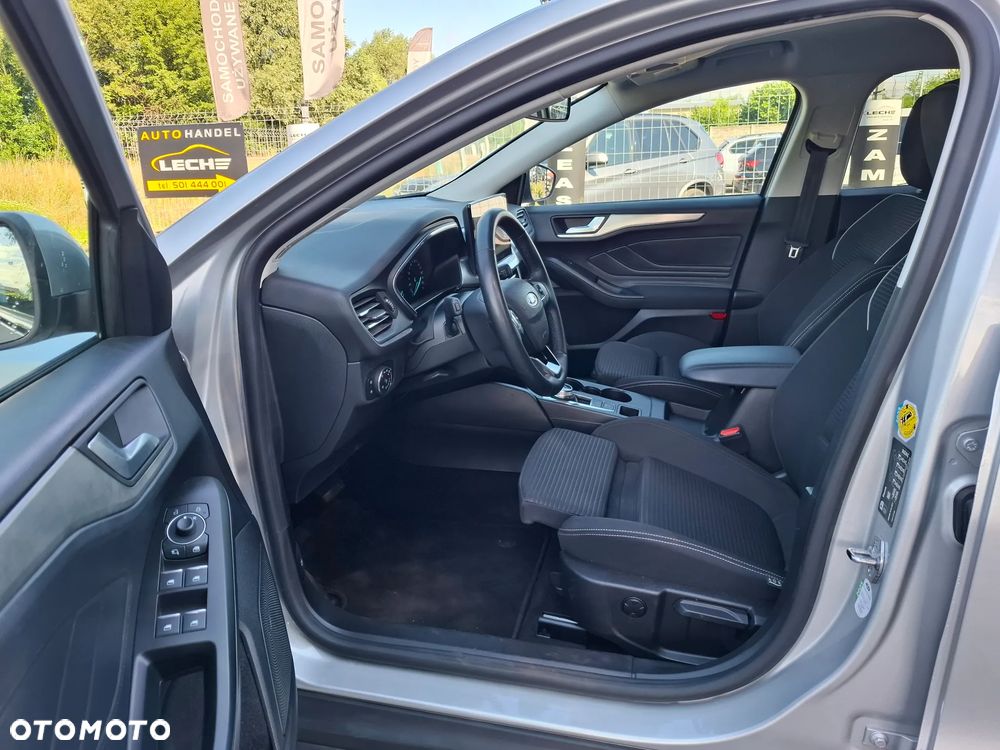 Ford Focus SW - 19