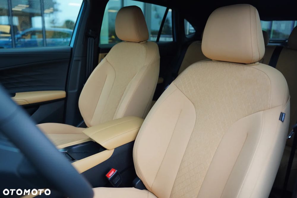 MG HS 1.5 T-GDI Excite DCT - 18