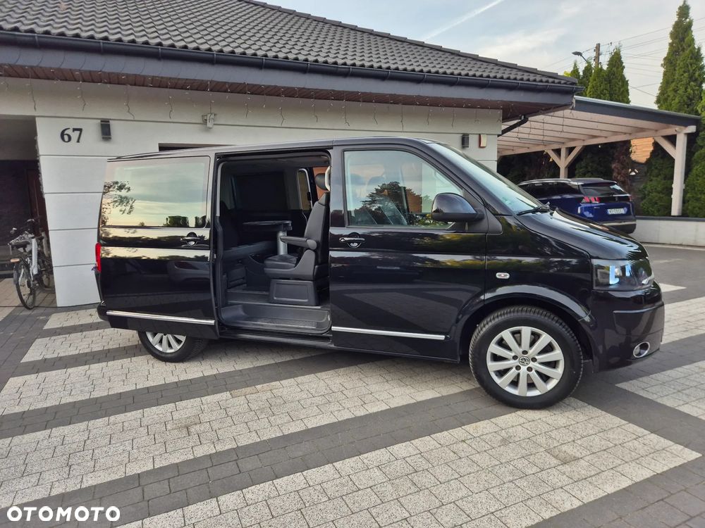 Volkswagen Multivan - 12