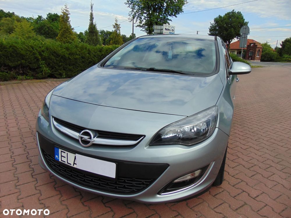 Opel Astra 1.7 CDTI DPF Exklusiv - 2