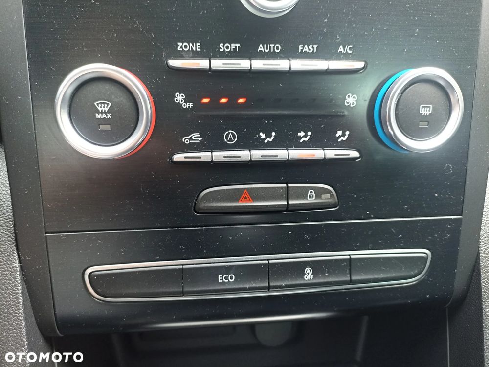 Renault Megane ENERGY dCi 130 GT LINE - 28