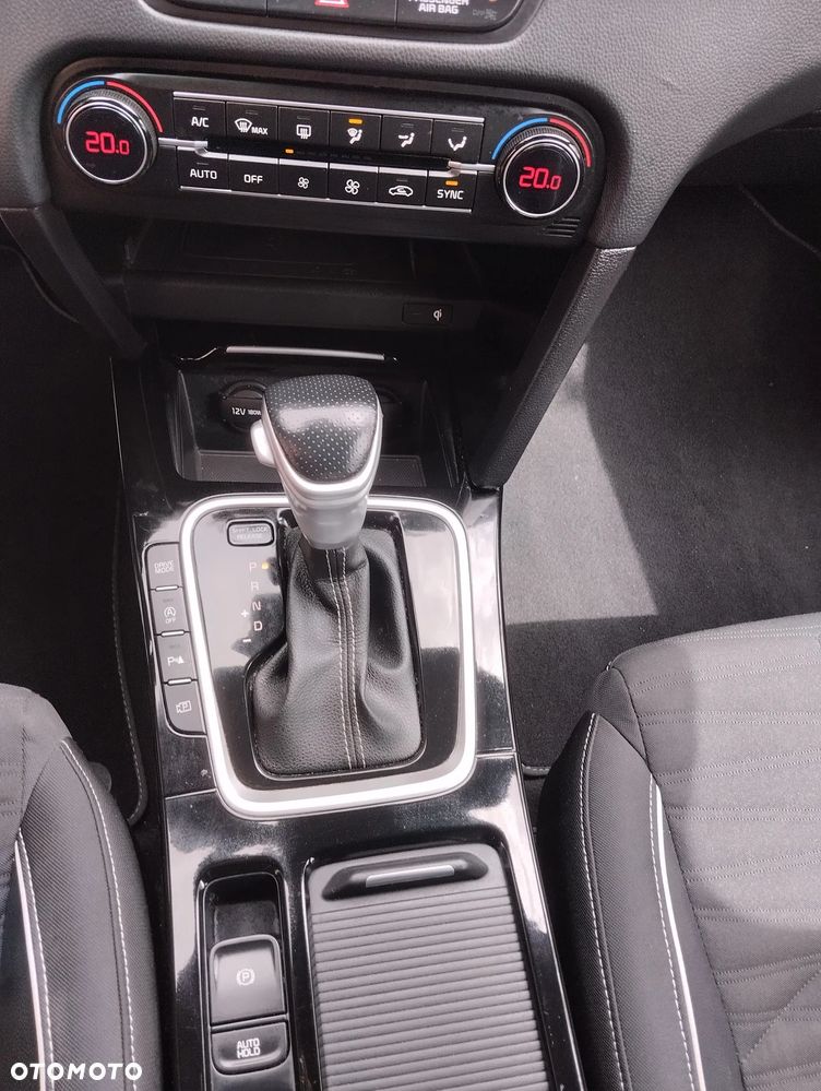 Kia Ceed 1.5 T-GDI GT-Line DCT - 19