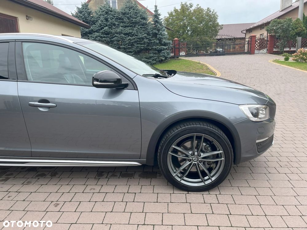 Volvo V60 Cross Country D4 Drive-E Summum - 2