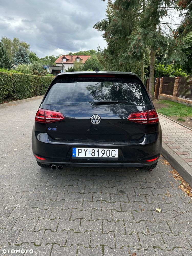Volkswagen Golf - 21