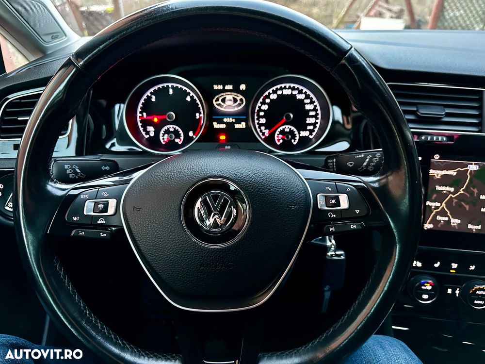 Volkswagen Golf 2.0 TDI (BlueMotion Technology) Highline - 3