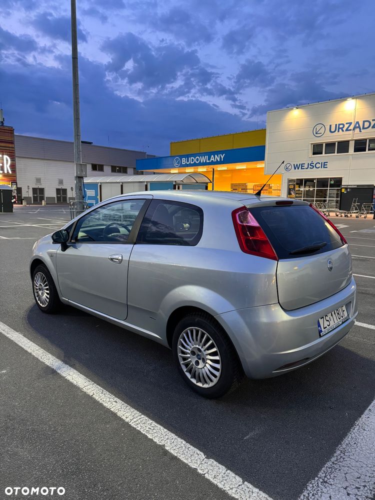Fiat Punto 1.2 8V Active - 5