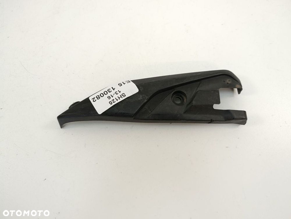 HONDA SH125 13-16 WYPEŁNIENIE PODŁOGI PRAWE - 1