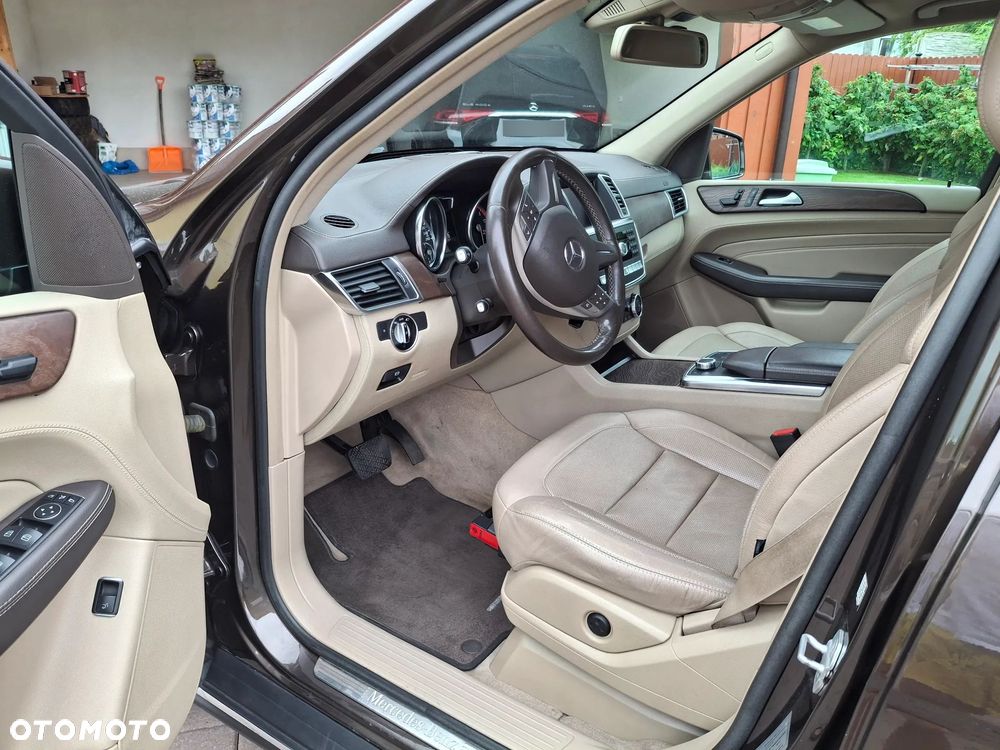 Mercedes-Benz ML 350 BlueTEC 4-Matic - 5