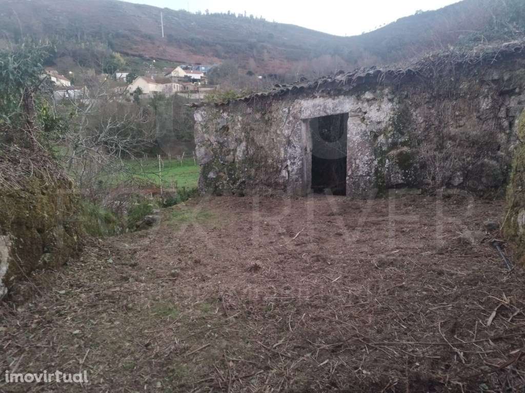 MORADIA EM PEDRA EM CHAVIÃES, MELGAÇO - Grande imagem: 3/12