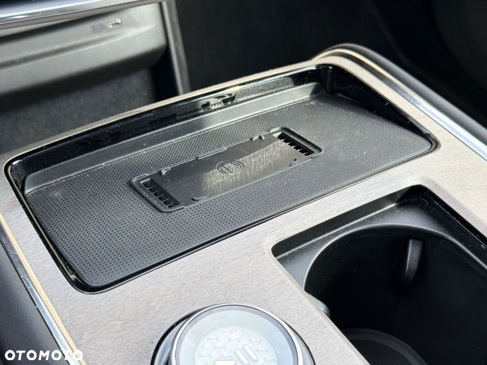 Volvo EX90 - 27
