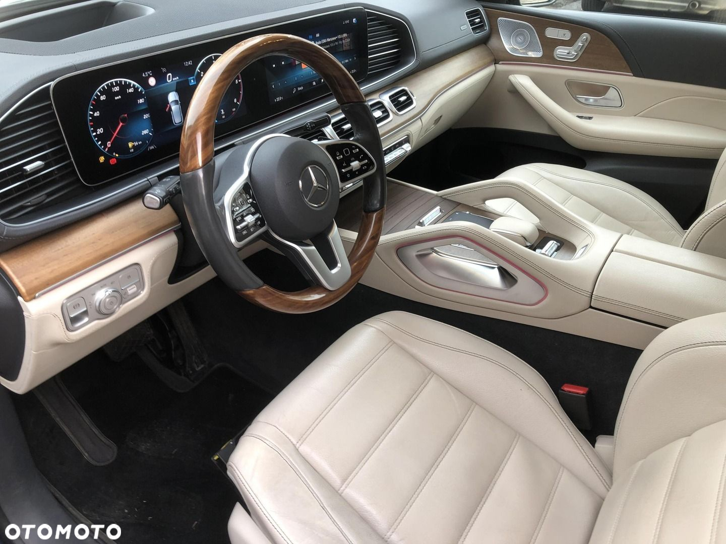 Mercedes-Benz GLE 300 d 4-Matic - 14